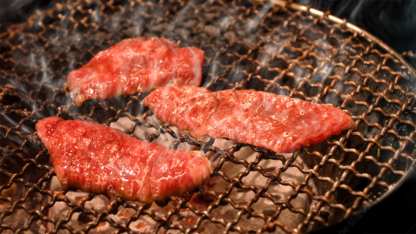 炭火焼肉の様子